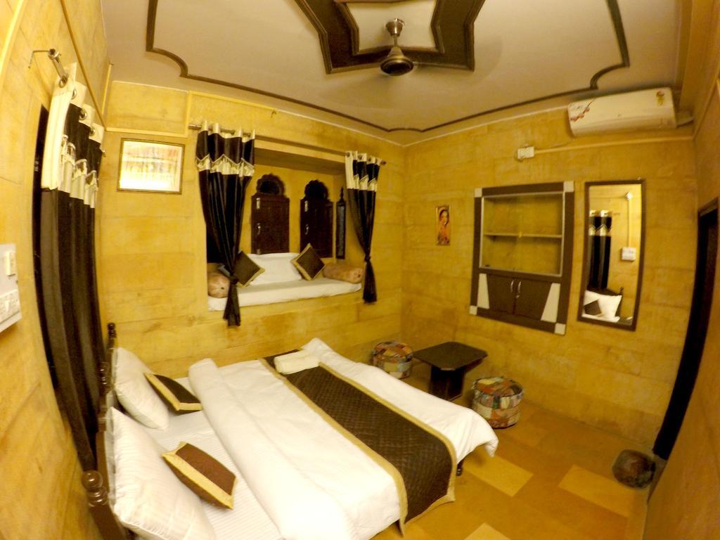 Hotel Fotiya Jaisalmer Eksteriør billede