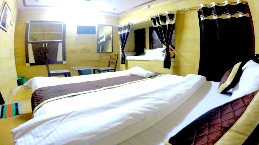 Hotel Fotiya Jaisalmer Eksteriør billede