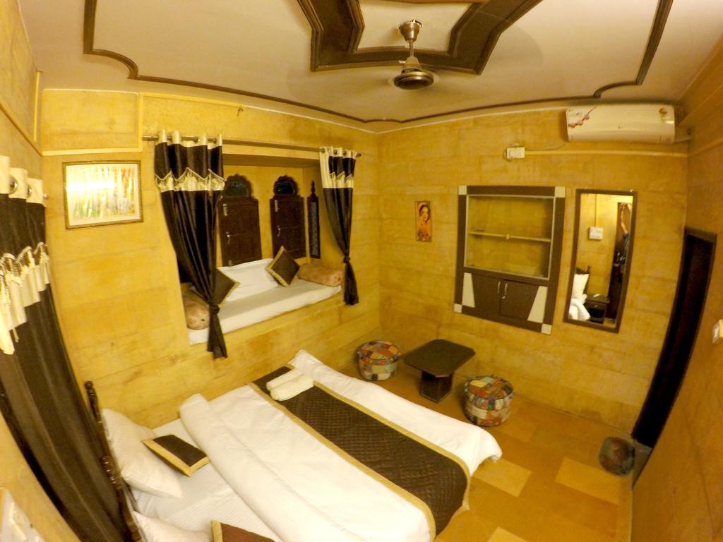 Hotel Fotiya Jaisalmer Eksteriør billede
