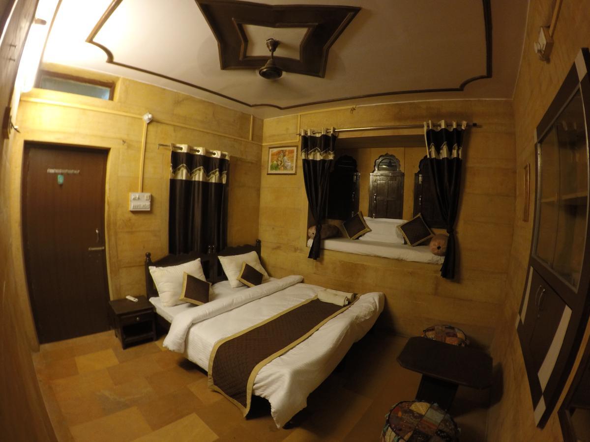 Hotel Fotiya Jaisalmer Eksteriør billede
